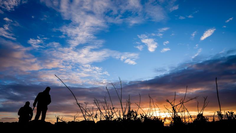 Silhouettes sur coucher de soleil au Cap d'Agde