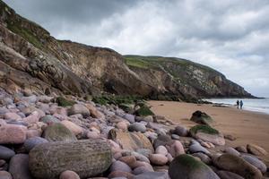 Promeneurs sur Minard Beach